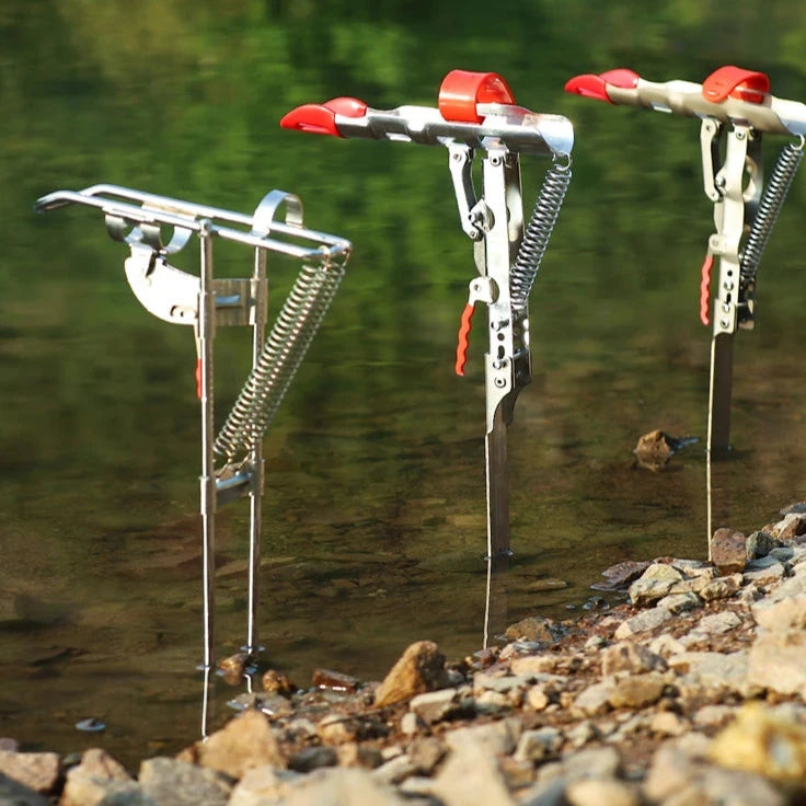 O Suporte para Vara de Pesca LINNHUE garante estabilidade e organização, mantendo suas varas sempre à mão durante a pescaria.