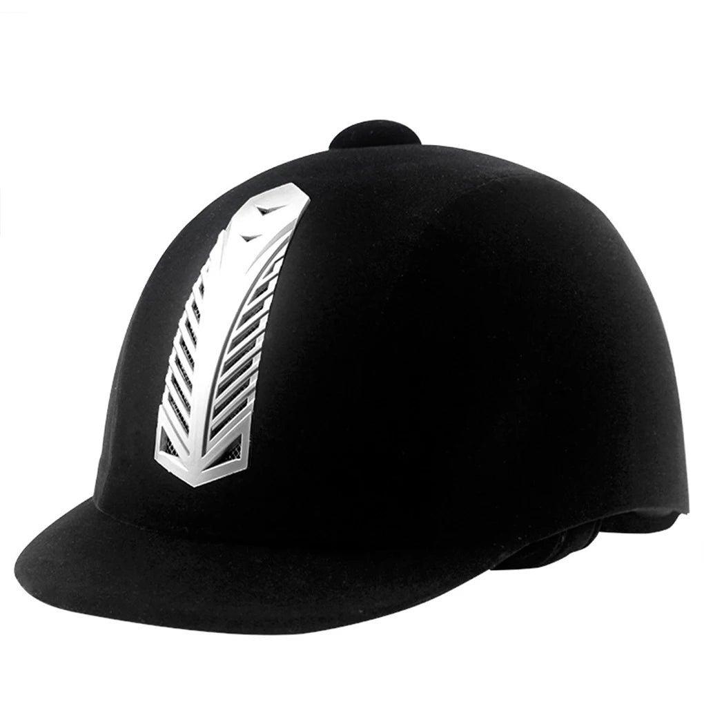O Capacete de Equitação Equestre oferece segurança e conforto para cavaleiros. Leve e ventilado, é ideal para proteger durante as atividades a cavalo!