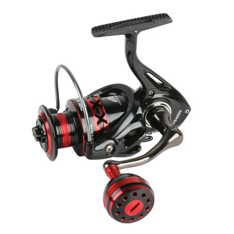 O Carretel Spinning Carpa 2024 oferece durabilidade e performance em metal. Perfeito para pesca em água doce e marinha, garante capturas suaves e eficientes!