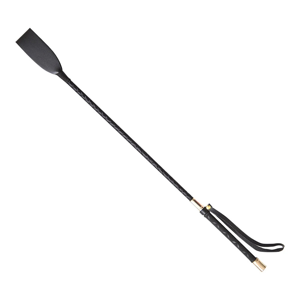 O Chicote de Equitação Portátil é um acessório leve e durável, ideal para treinos ao ar livre. Com punho antideslizante, proporciona conforto e controle durante a montaria.