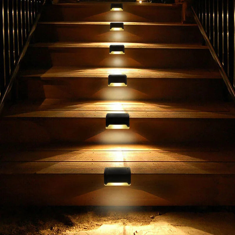 Luz Impermeável para Jardim - iluminação solar resistente às intempéries, ideal para escadas e pátios, proporcionando segurança e beleza ao ar livre.
