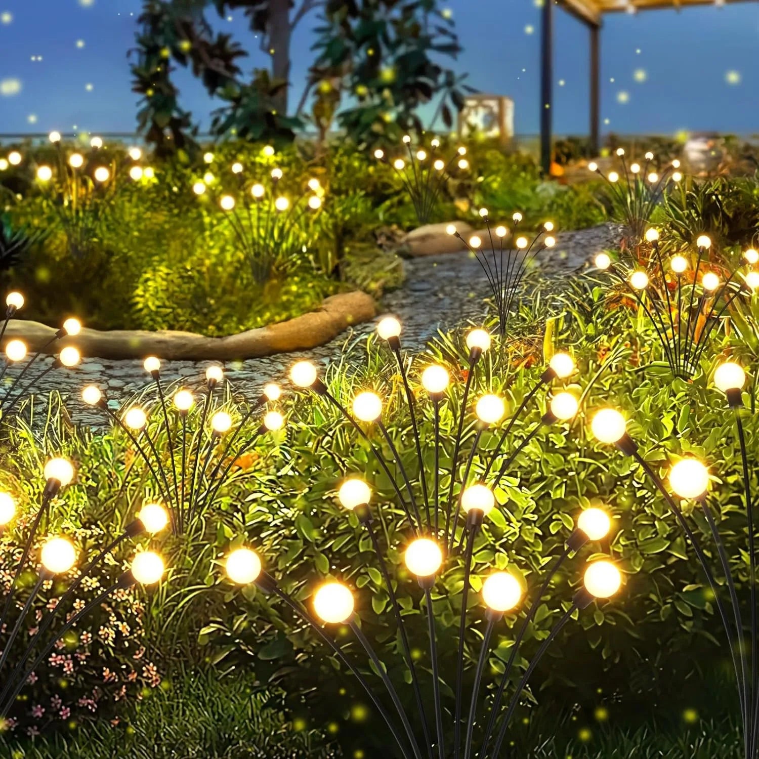 Ilumine seu jardim com as Luzes de Jardim Solar Firefly! Impermeáveis e vibrantes, criam um ambiente mágico. Disponíveis em 8 ou 10 LEDs, são sustentáveis e fáceis de instalar!